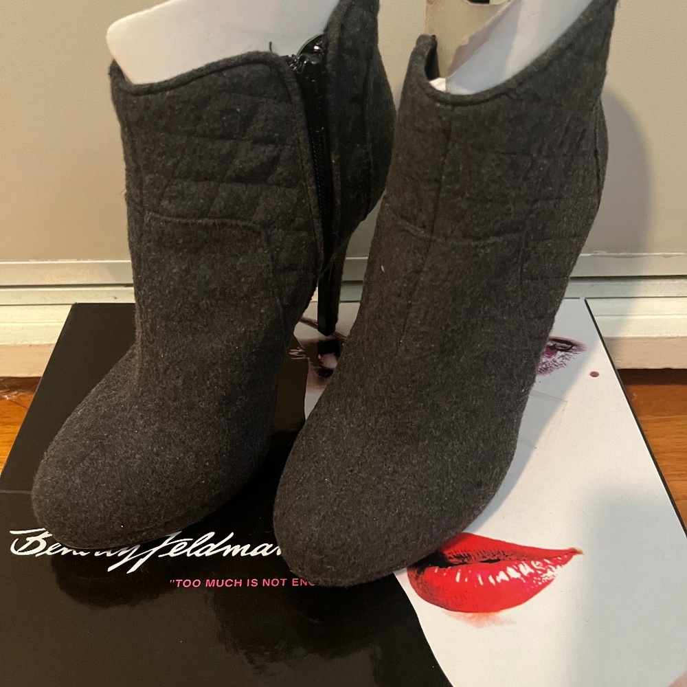 BRAND NEW. Beverly Feldman Bootie Gray 7